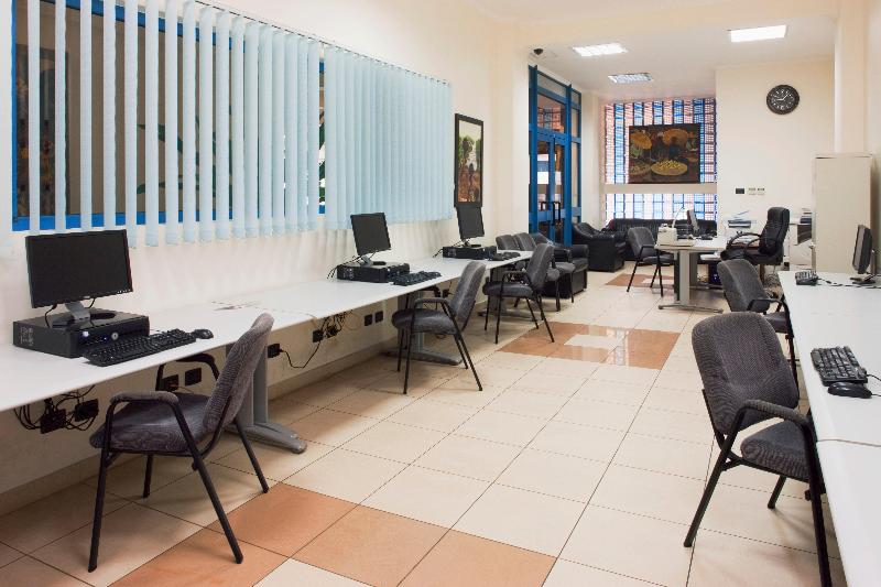 ホテル Holiday Inn Accra Airport By Ihg