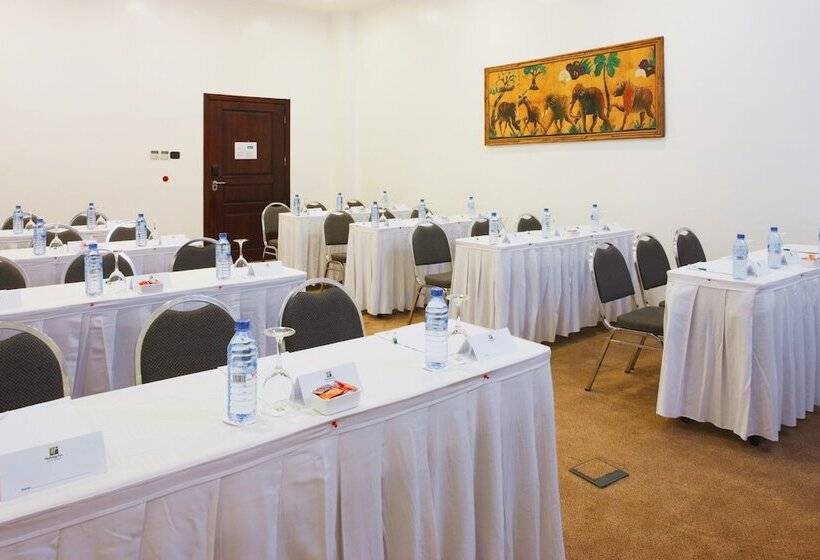 ホテル Holiday Inn Accra Airport By Ihg
