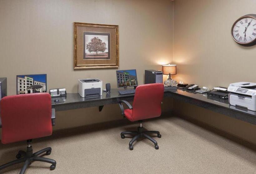 فندق Holiday Inn Carbondale   Conference Center, An Ihg