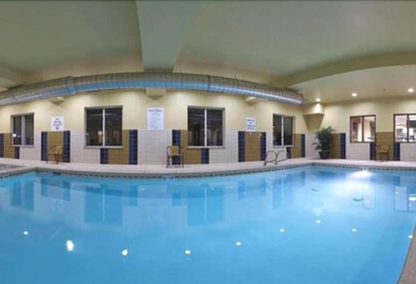 Holiday Inn Express Hotel & Suites Lamar By Ihg