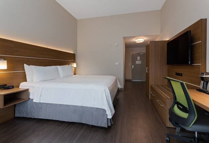 Holiday Inn Express Hotel & Suites Largo Clearwater, An Ihg