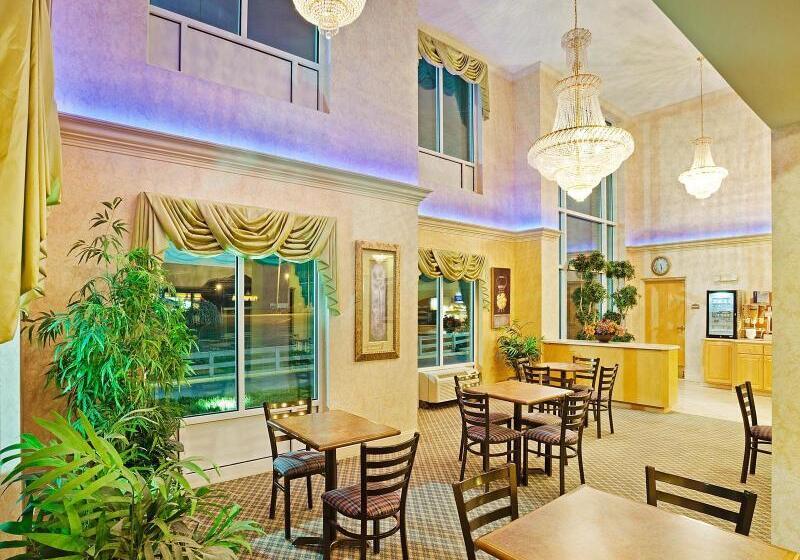 Holiday Inn Express Hotel & Suites Live Oak, An Ihg