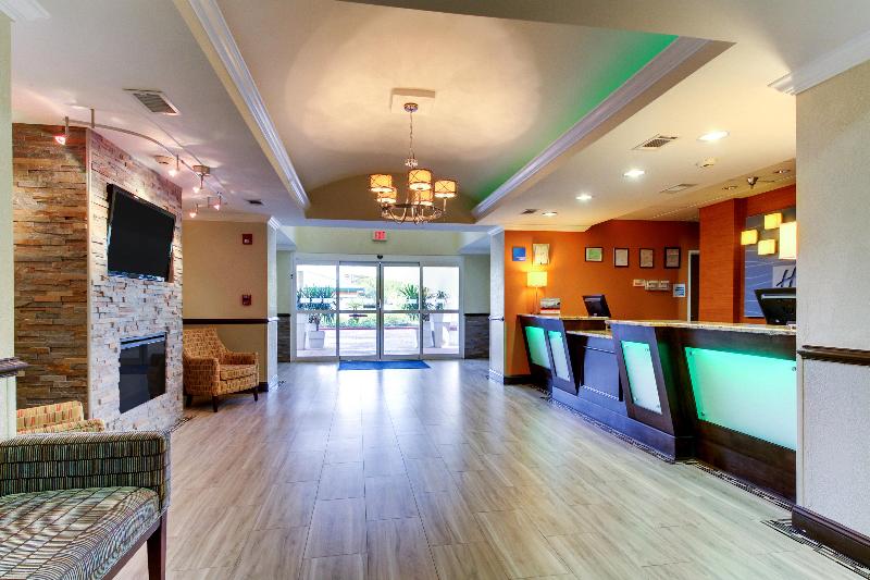 Holiday Inn Express Hotel & Suites Live Oak, An Ihg