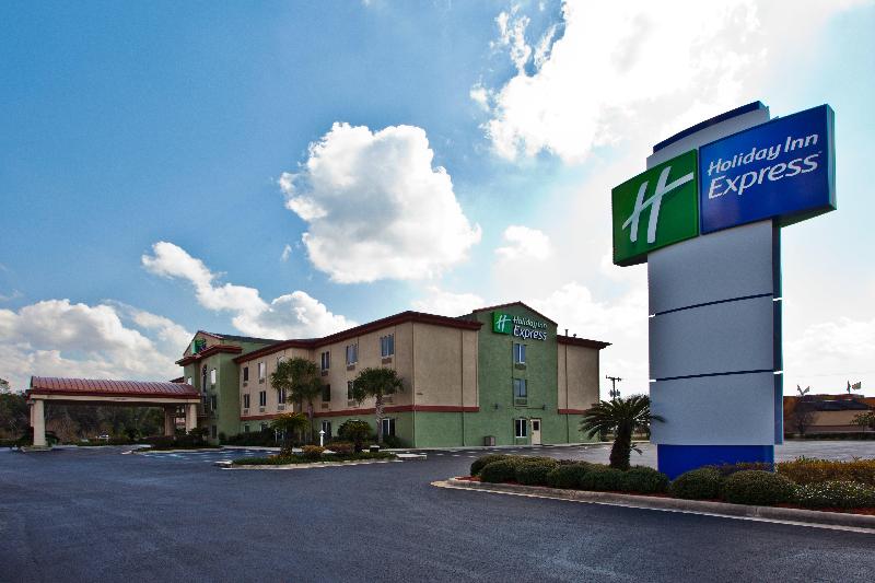 Holiday Inn Express Hotel & Suites Live Oak, An Ihg