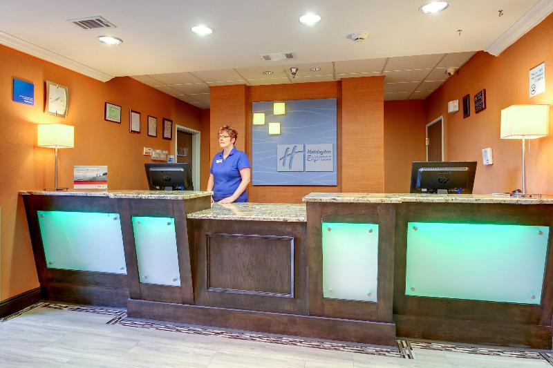 Holiday Inn Express Hotel & Suites Live Oak, An Ihg