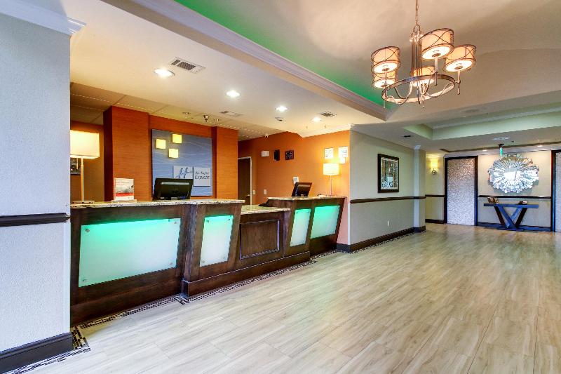 Holiday Inn Express Hotel & Suites Live Oak, An Ihg