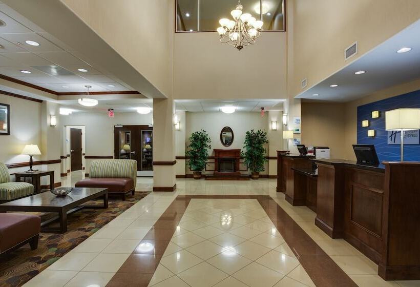 فندق Holiday Inn Express & Suites Moultrie, An Ihg