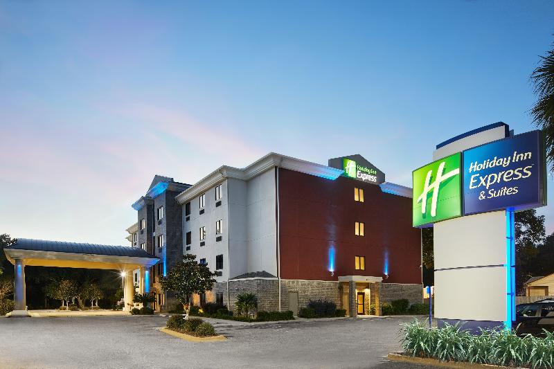 Holiday Inn Express Hotel & Suites Pensacola West Navy Base, An Ihg