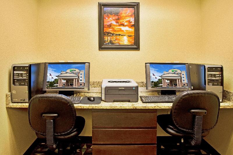 فندق Holiday Inn Express Crystal River, An Ihg