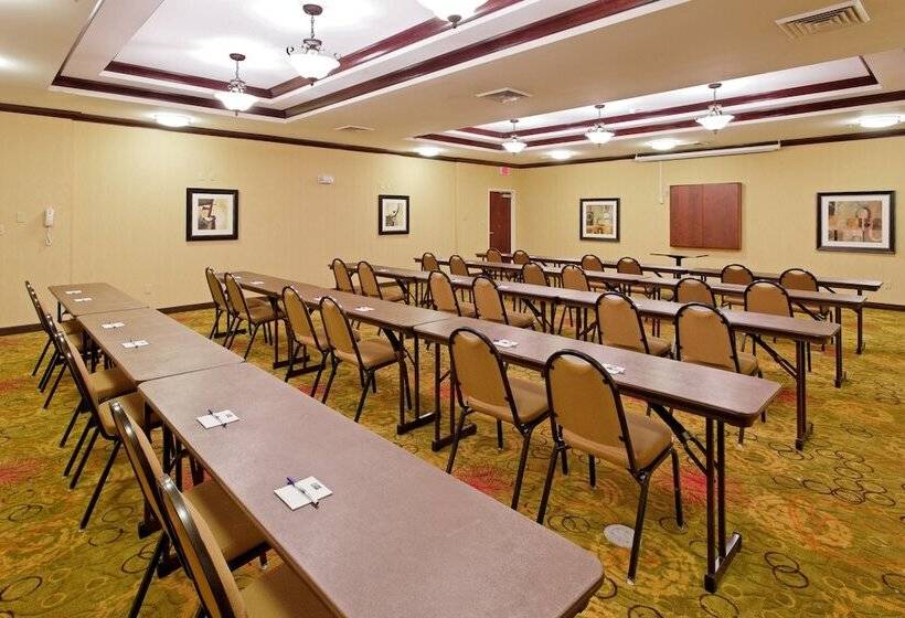 فندق Holiday Inn Express Florence Northeast, An Ihg