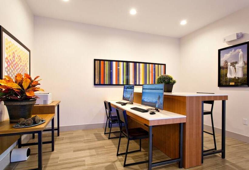 فندق Holiday Inn Express Lake Wales North Winter Haven, An Ihg