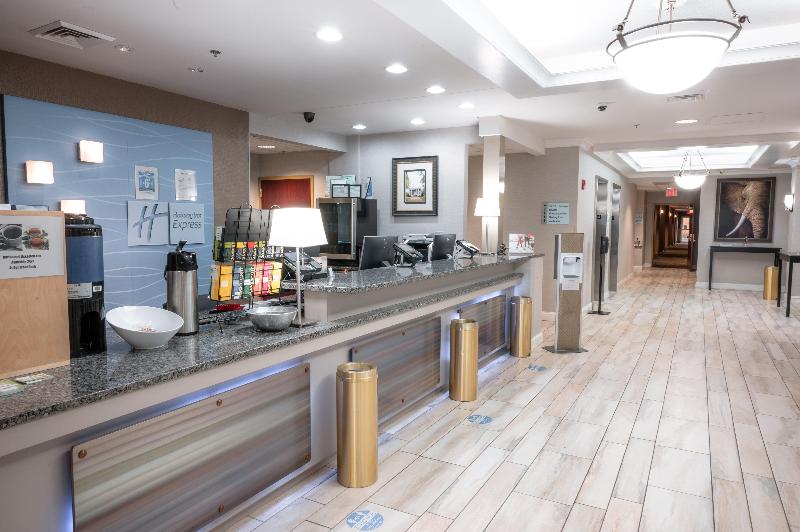 هتل Holiday Inn Express & Suites   Tuscaloosa University, An Ihg