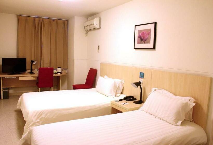 Отель Jinjiang Inn Guangzhou Haizhu Jiangtai Road Subway Station