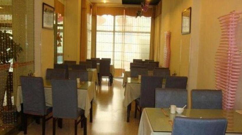 Отель Jinjiang Inn Qingdao Wuxi Square Nanjing Road Metro Station