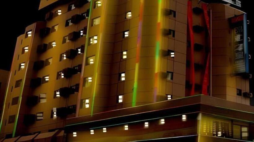 Отель Jinjiang Inn Qingdao Wuxi Square Nanjing Road Metro Station