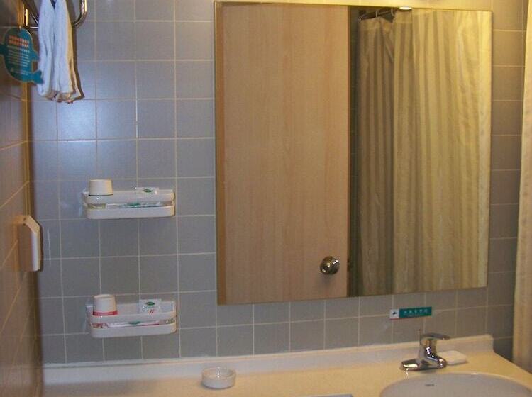 فندق Jinjiang Inn Shenzhen Airport