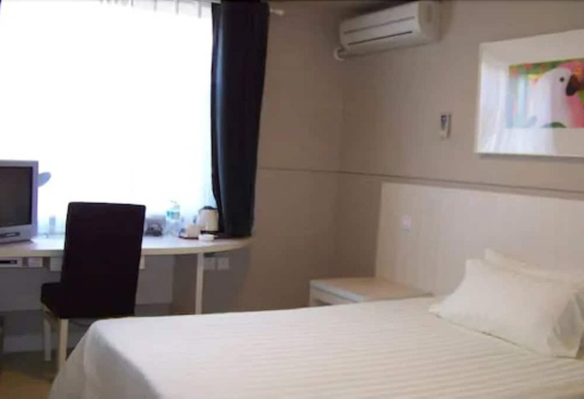 בית מלון כפרי Jinjiang Inn Shenzhen Airport