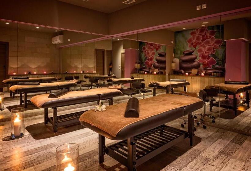 Lagomandra Hotel And Spa