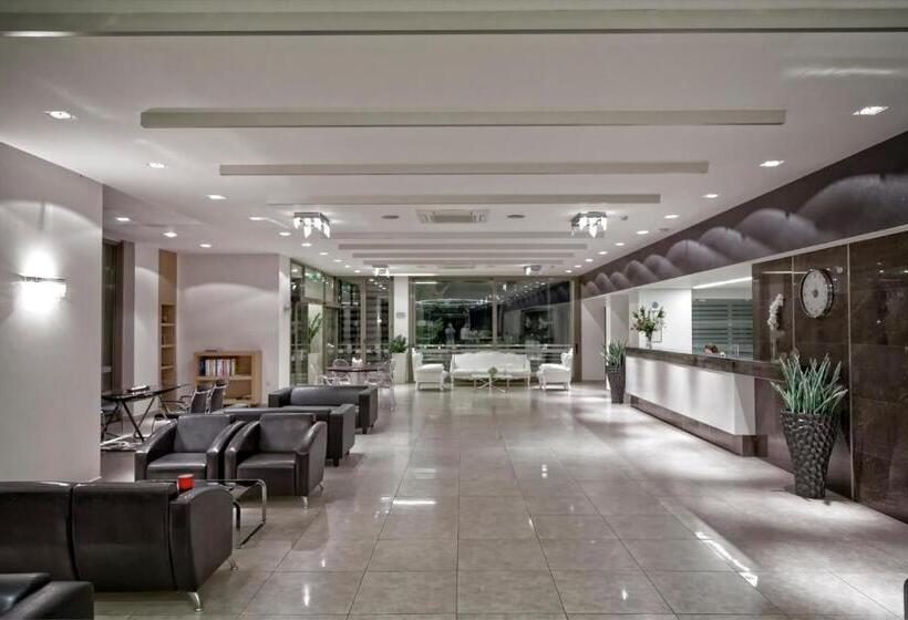 Lagomandra Hotel And Spa