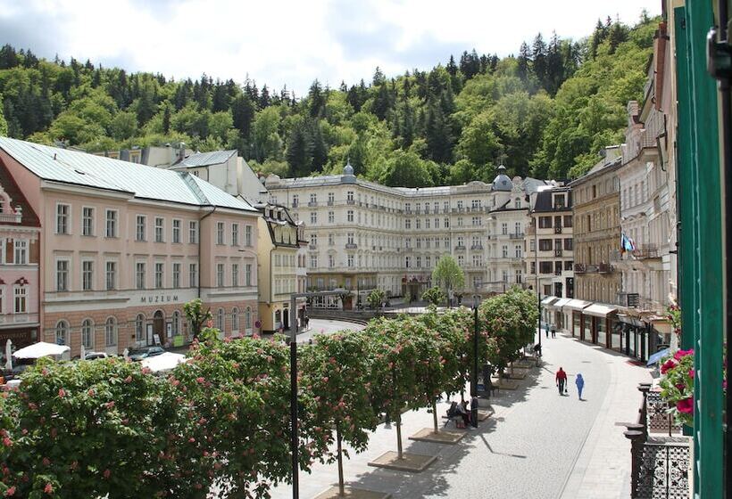 Отель Maltezský Kříž