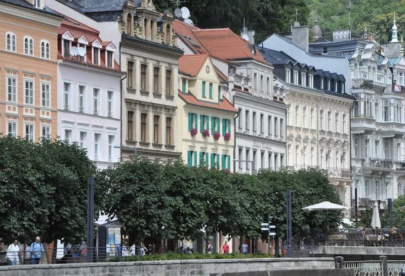 Отель Maltezský Kříž