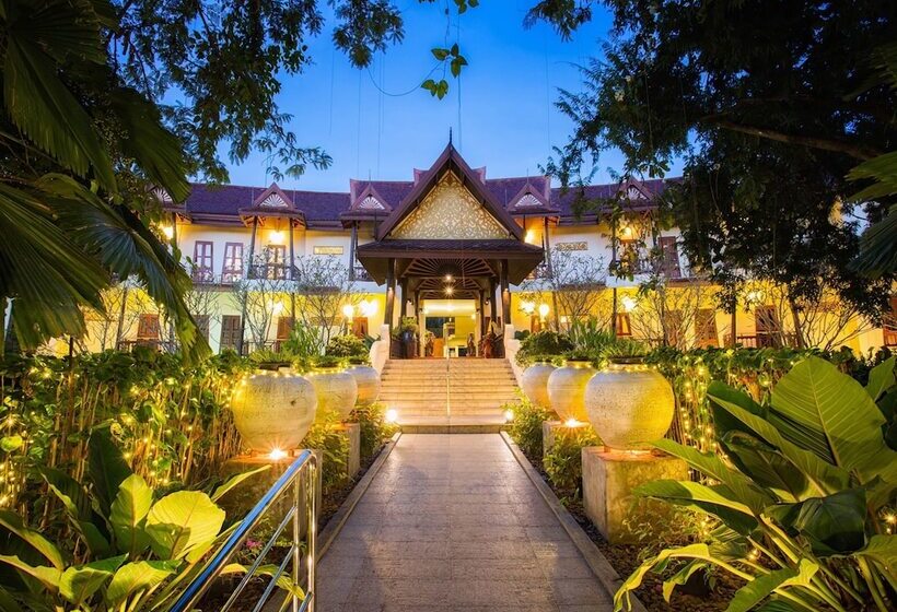 ホテル Phuwanalee Resort