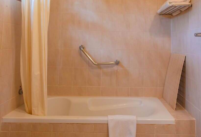 ホテル Phuwanalee Resort