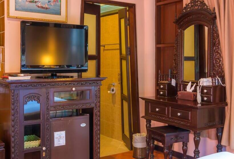 ホテル Phuwanalee Resort