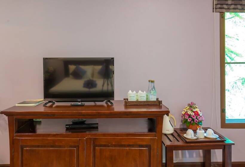 ホテル Phuwanalee Resort