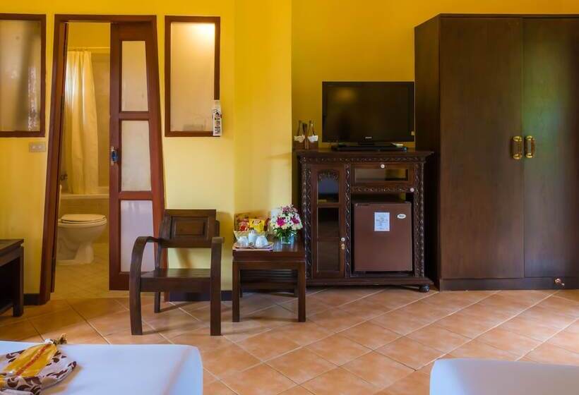 ホテル Phuwanalee Resort