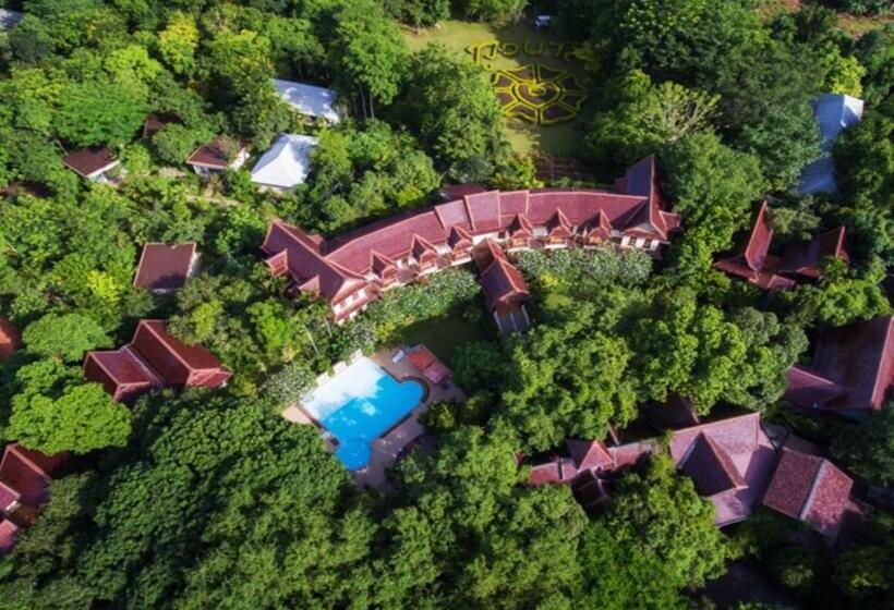 هتل Phuwanalee Resort