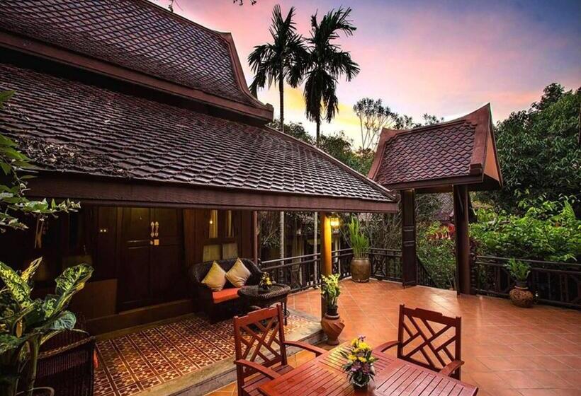 ホテル Phuwanalee Resort