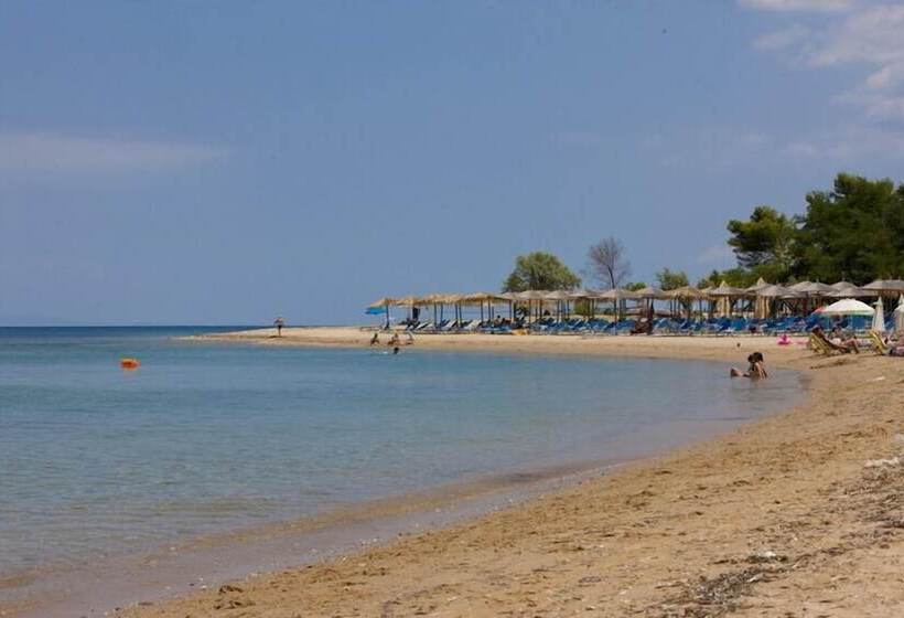 בית מלון כפרי Potidea Golden Beach