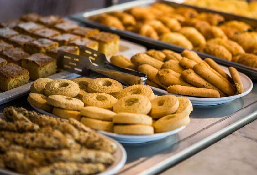 בית מלון כפרי Potidea Golden Beach