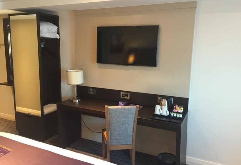 Fotos del hotel Premier Inn Wimbledon South:  10