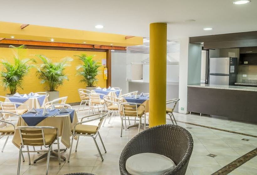 בית מלון כפרי Regency Suites La Feria