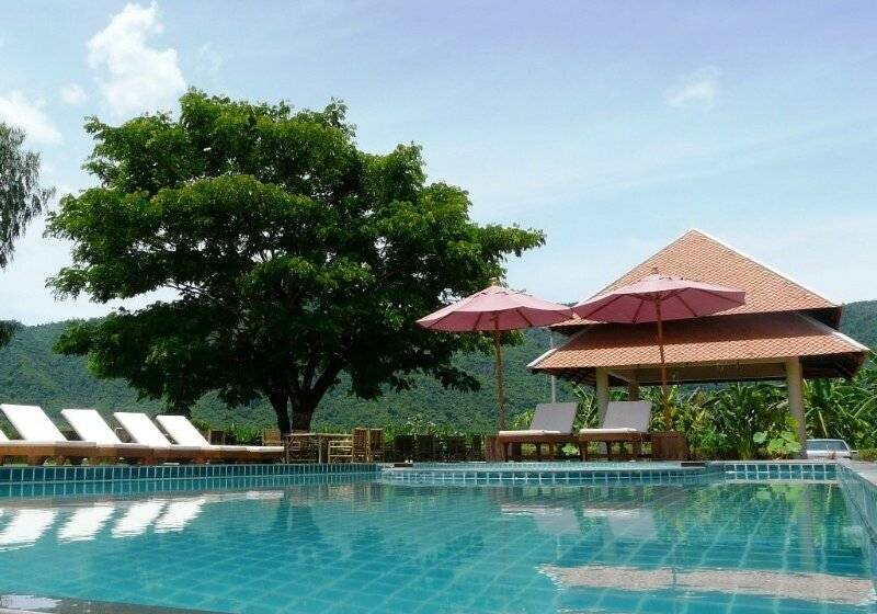 ホテル Lucerne Resort Khao Yai