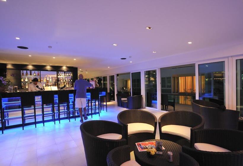 ホテル The Palms, Kamala Beach   Sha Extra Plus