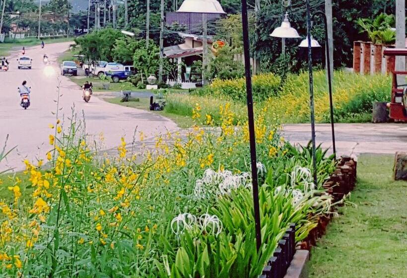 Отель Tropicana Lanta Resort