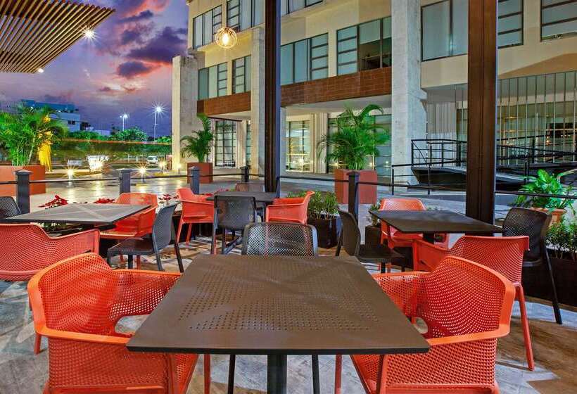 호텔 Wyndham Garden Cancun Downtown