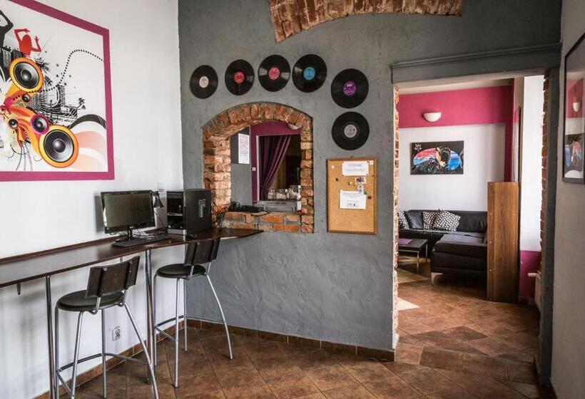 Music Hostel Piotrkowska