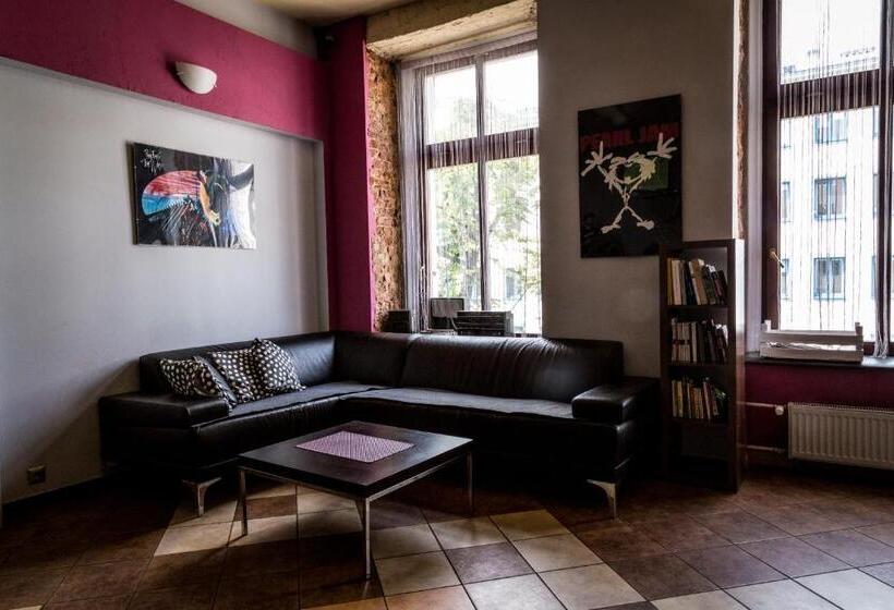 Music Hostel Piotrkowska