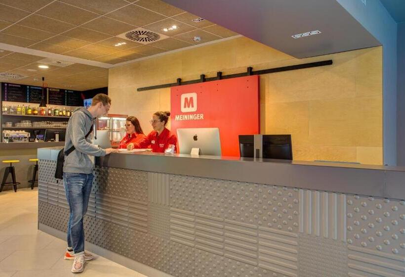 住所  Meininger Milano Garibaldi