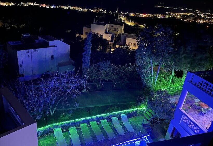 Romantica Hotel Apartments