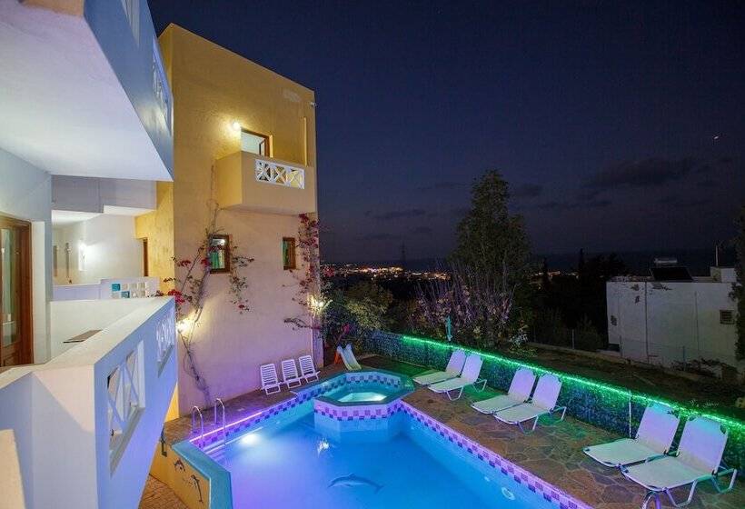 Romantica Hotel Apartments