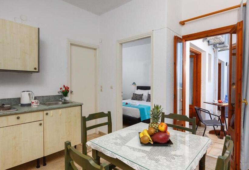 Romantica Hotel Apartments