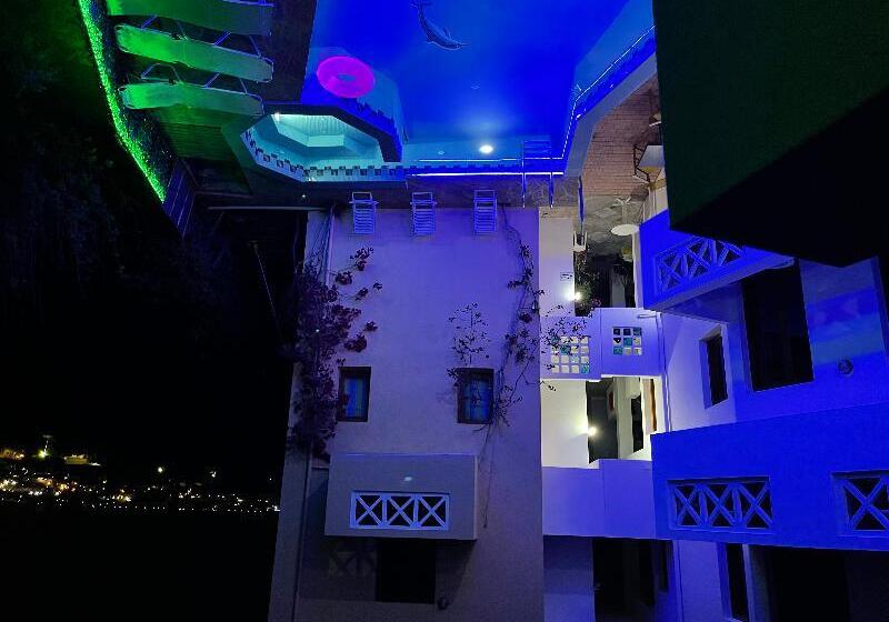 Romantica Hotel Apartments