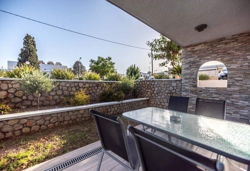 Sunshine Hotel Lardos