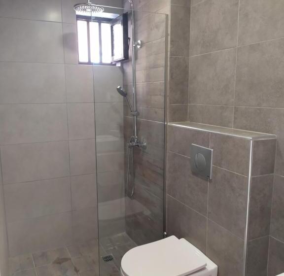 Valentinos Apartments