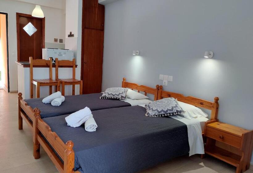 Valentinos Apartments